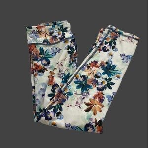 N.y.l Leggings - Small - Flowers